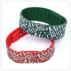 coloured silicone wristbands